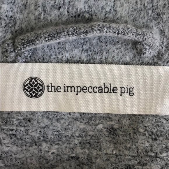 Off the Shoulder Light Grey Sweater Dress-sz M - Picture 6 of 7